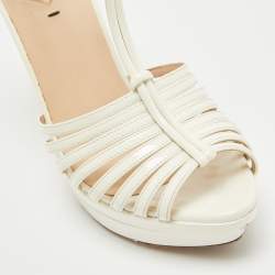 Pre Owned Fendi Cream Patent Leather  T-Strap Sandals Size 37