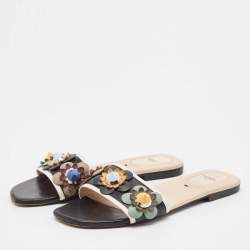 Pre Owned Fendi Black/Cream Leather Flowerland Flat Sandals Size 38