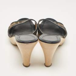 Pre Owned Fendi Brown Canvas and Patent Leather Zucca Slide Sandals Size 39