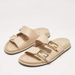 Pre Owned Fendi Beige Leather Flat Sandals Size 40