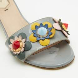 Fendi Grey Patent Leather Flowerland Slide Sandals Size 39