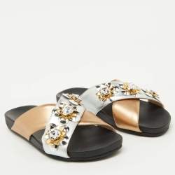 Pre Owned Fendi Silver/Gold Leather Flowerland Studded Criss Cross Flat Slide Sandals Size 39