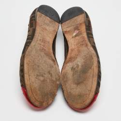مملوكة مسبقًا Fendi Brown/Red Zucca Canvas and Leather Heart Cap Toe Ballet Flats Size 40