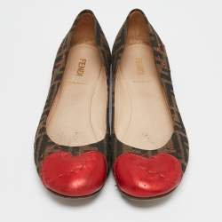 مملوكة مسبقًا Fendi Brown/Red Zucca Canvas and Leather Heart Cap Toe Ballet Flats Size 40