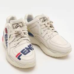 Pre Owned حذاء رياضي فندي فيندي-فيلا مانيا شعار جلد ومطاط أبيض فاتح منخفض من أعلى مقاس 37.5