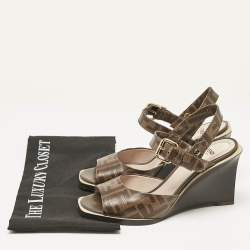 Pre Owned Fendi Brown Zucca Coated Canvas Motif Logo Wedge Ankle Strap Sandals Size 37
