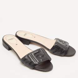 Pre Owned Fendi Black FF Embossed Leather Slide Sandals Size 38.5