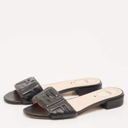 Pre Owned Fendi Black FF Embossed Leather Slide Sandals Size 38.5