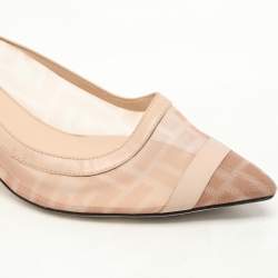 Pre Owned Fendi Beige Zucca Mesh and Leather Colibri Pointed Toe Pumps Size 40