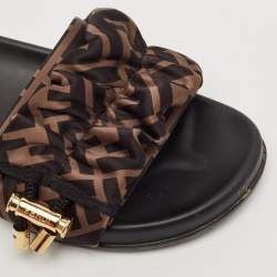 مملوكة مسبقًا Fendi Black/Green Satin FF Logo Slides Size 40