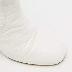 مملوكة مسبقًا حذاء بوت ركبه فندي "كاوبوي" جلد نقشة التمساح كريمي مقاس 38