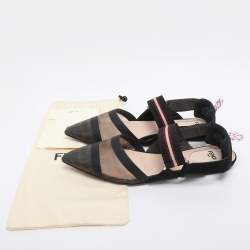 Pre Owned حذاء مسطح خلفي فنيدي شبك وجلد ملون زوكا مقاس 36