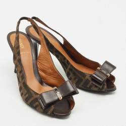 Pre Owned حذاء كعب عالي فندي فنيدستا قماش زوكا تبغ مقدمة مفتوحة وحزام خلفي نعل سميك مقاس 39