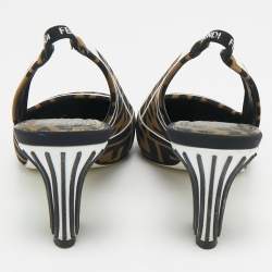 Pre Owned حذاء كعب عالي فندي فتحة كعب أف فريدوم جلد وكانفاس زوكا توباكو مقاس 39