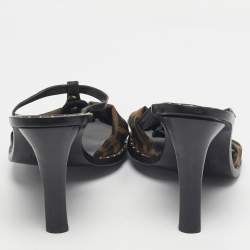 Pre Owned Fendi Brown/Black Zucca Canvas And Leather Slide Sandals Size 41