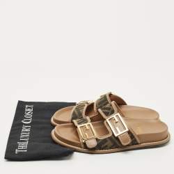 مملوكة مسبقًا Fendi Brown Zucca Canvas and Leather Feel Flat Sandals Size 35