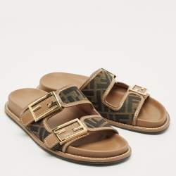 مملوكة مسبقًا Fendi Brown Zucca Canvas and Leather Feel Flat Sandals Size 35