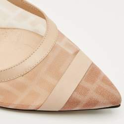 مملوكة مسبقًا Fendi Light Beige/Brown Zucca Mesh and Leather Colibri Pointed Toe Pumps Size 38