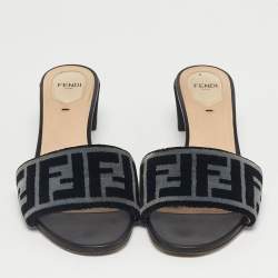 Pre Owned Fendi Black/Grey Velvet FF Slide Sandals Size 39