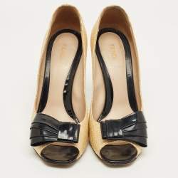 Pre Owned Fendi Cream/Black Patent Leather and Raffia Bow Peep Toe Pumps Size 39