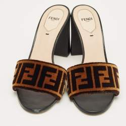 Pre Owned Fendi Brown Zucca Velvet FF Logo Slip On Slide Sandals Size 40