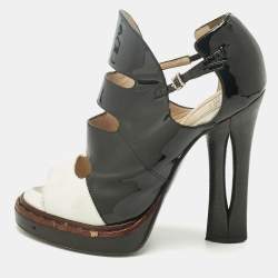 Pre Owned Fendi Black/White Leather and Patent Open-Toe Platform Sandals Size 36