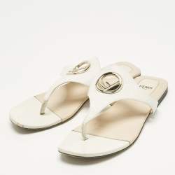 Pre Owned Fendi Off White Leather Thong Flat Sandals Size 38