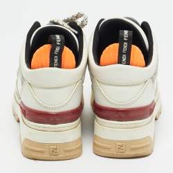 مملوكة مسبقًا حذاء رياضي فندي جلد أبيض وشبك FF منخفض مقاس 35.5
