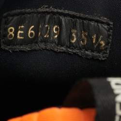 مملوكة مسبقًا حذاء رياضي فندي جلد أبيض وشبك FF منخفض مقاس 35.5