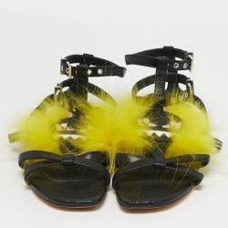 Pre Owned صندل فندي مسطح وحش محارب جلد وفرو أسود/أصفر مقاس 35