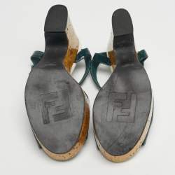 مملوكة مسبقًا صندل فيندي منصة فلين جلد لامع أخضر مقاس 37.5