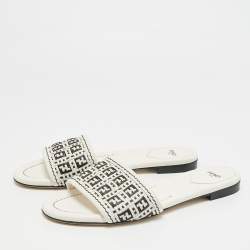 مملوكة مسبقًا Fendi Size 39 Black/Cream Woven Leather Flat Slides