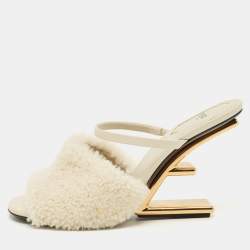 Pre Owned Fendi fendi first Size 38 White Shearling Slide Sandals