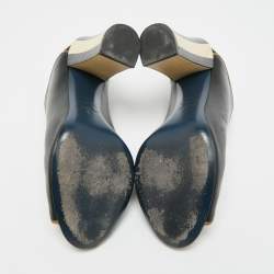 مملوكة مسبقًا Fendi Scallop Lined Size 38.5 Dark Blue/Green Leather Peep Toe Pumps