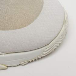 مملوكة مسبقًا Fendi Flow Size 39 White Patent Leather and Suede Low Top Sneakers