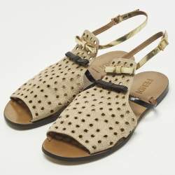 مملوكة مسبقًا صندل فندي مسطح فتحة كعب فيونكة غوت مخرم بيج مقاس 39