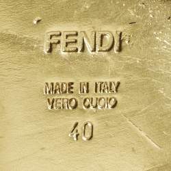 مملوكة مسبقًا صندل فندي مسطح فتحة كعب فيونكة غوت مخرم بيج مقاس 39