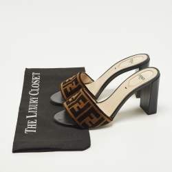 Pre Owned صندل سلايد شعار FF فنـدي جلد بني ومخملي مقاس 37.5