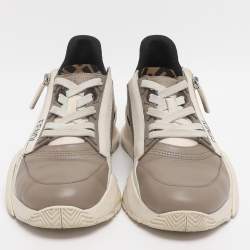 مملوكة مسبقًا حذاء رياضي فنْدي نسيج زوكا أبيض وجلد تدفق علوي منخفض مقاس 37