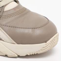 مملوكة مسبقًا حذاء رياضي فنْدي نسيج زوكا أبيض وجلد تدفق علوي منخفض مقاس 37