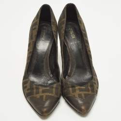 Pre Owned Fendi Size 38 Brown Zucca Canvas and Leather Pointed Toe Pumps