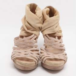 Pre Owned Fendi Strappy Size 35.5 Beige Elastane, Mesh and Suede Sandals