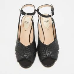 Pre Owned صندل فندي سير كاحل جلد نقش شعار مقاس 37