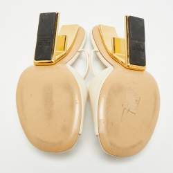 مملوكة مسبقًا Fendi First Size 39 Cream Leather Slide Sandals