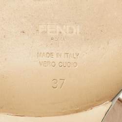 Pre Owned صندل سلايد فندي كعب روكي جلد لامع متعدد الألوان مقاس 40