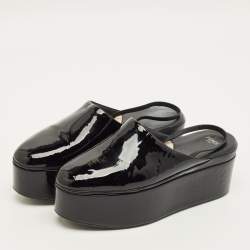 Pre Owned صندل فندي سحاب خلفي جلد لامع أسود منصة مقاس 39