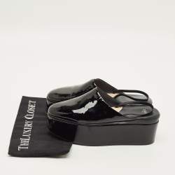 Pre Owned صندل فندي سحاب خلفي جلد لامع أسود منصة مقاس 39