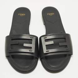 مملوكة مسبقًا Fendi Baguette Size 37 Black Leather Flat Slide