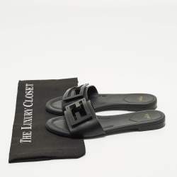 مملوكة مسبقًا Fendi Baguette Size 37 Black Leather Flat Slide