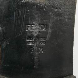 Pre Owned صندل فلات فيندي سويد بني / أسود و بايثون بتصميم مفتوح مقاس 38.5